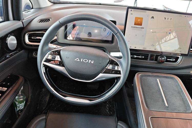 Used AION V 2024 Plus 70 Star Edition Lithium Iron Phosphate
