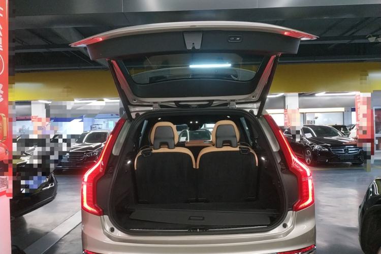 Used Volvo XC90 2018 T6 Zhiya Edition 7-seater Trunk