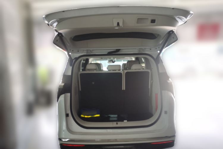 Used Buick GL8 New Energy 2024 Lu Zun Deluxe Edition 7-Seater Trunk