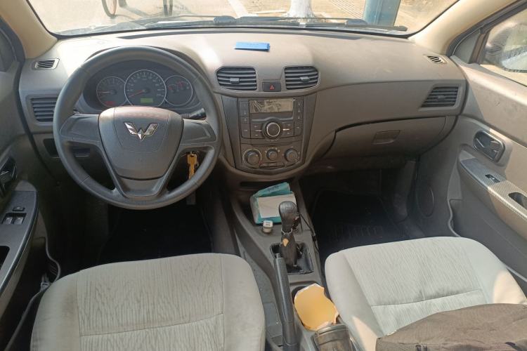 Used Wuling Hongguang 2020 1.2L S Base Model China VI LSI