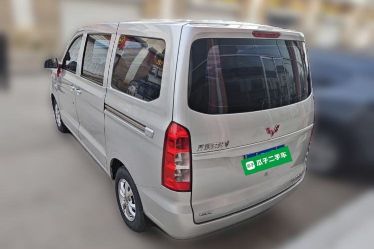 Used Wuling Hongguang V 2021 1.5L Enjoyment Edition LAR
