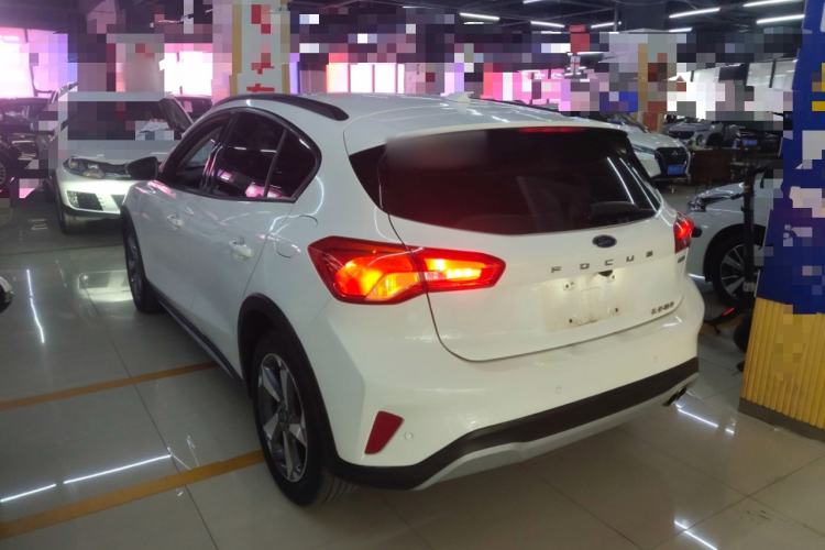 Used Ford Focus Active 2021 EcoBoost 180 Automatic Trendy Model Exterior 2