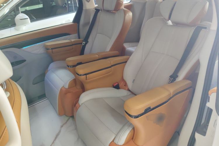 Used Buick GL8 2022 ES Landtrek 653T Comfort Edition