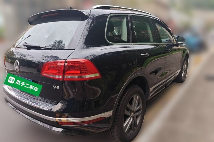 Used Volkswagen Touareg 2018 3.0 TSI Glory Collection Edition Rear Right 45 Deg