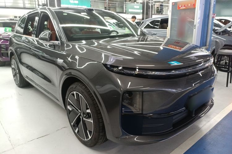 Used Li Auto L6 2025 Pro Smart Refresh Edition Front Right 45 Deg