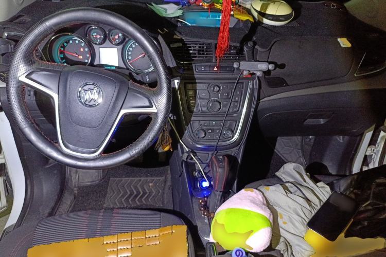 Used Buick Encore 2015 1.4T Automatic Two-Wheel Drive Urban Elite Version