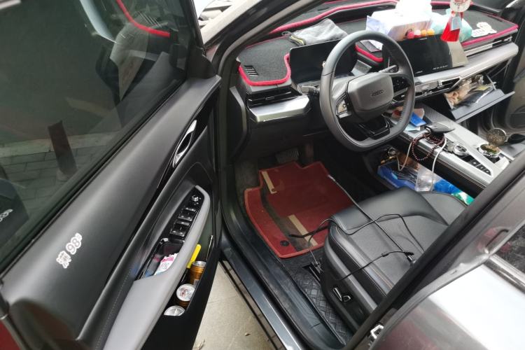 Used CHANGAN OSHAN Z6 New Energy 2023 ZhiDian iDD 150KM Flagship Model Driver Seat