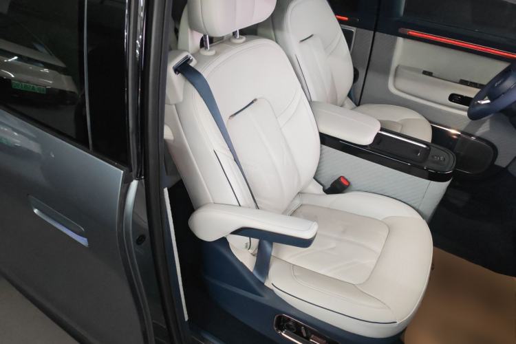 Used Zeekr MIX 2025 Long-Range Intelligent Driving Edition
