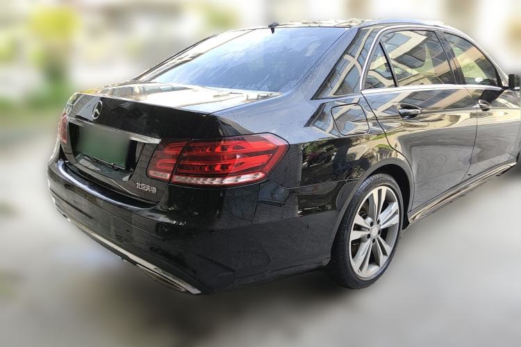 Used Mercedes-Benz E-Class 2014 Restyled E 300 L Sport Edition Rear Right 45 Deg