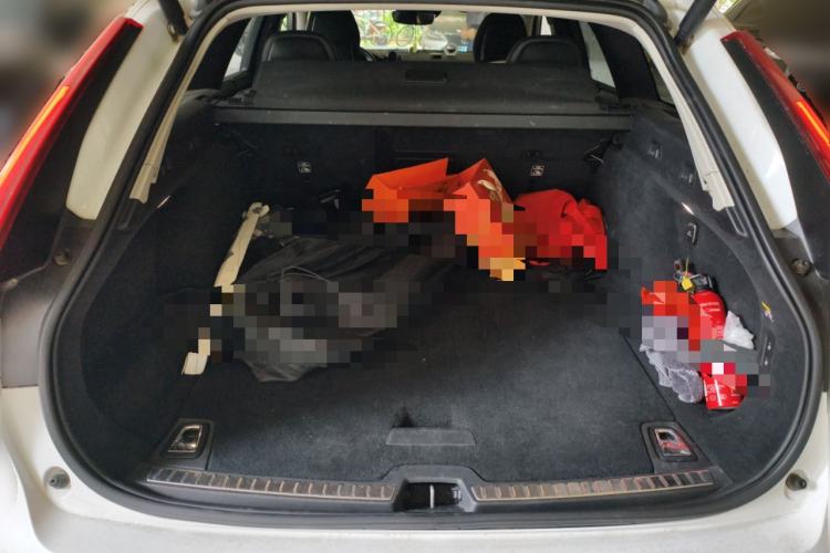 Used Volvo V90 2017 Cross Country T5 AWD Prestige Edition Trunk