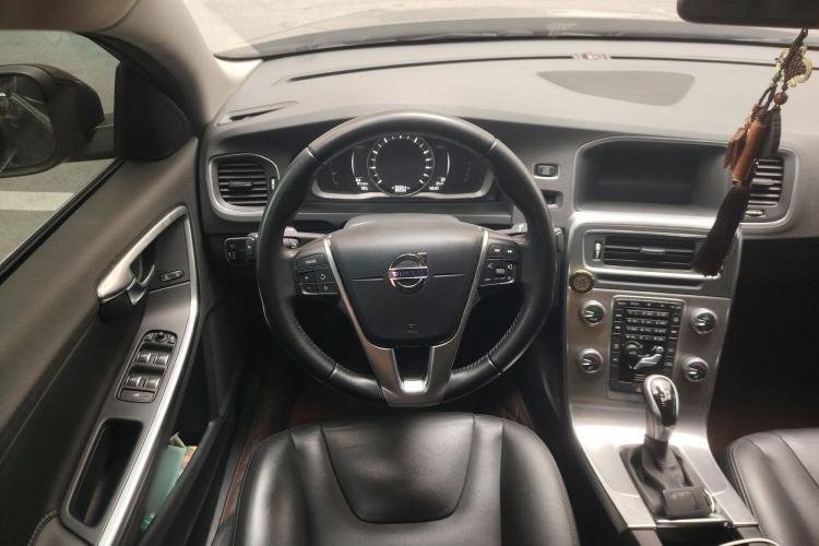 Used Volvo S60 2017 S60L T4 Smart Range Edition