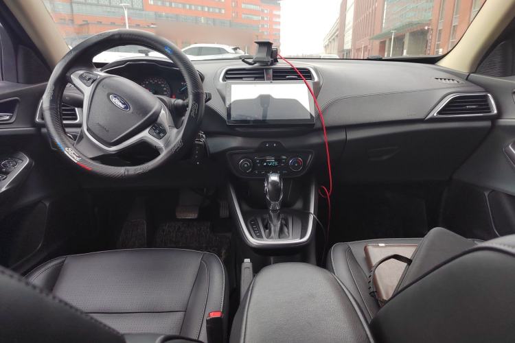 Used Ford Escort 2015 1.5L Automatic Fashion Model Interior 2