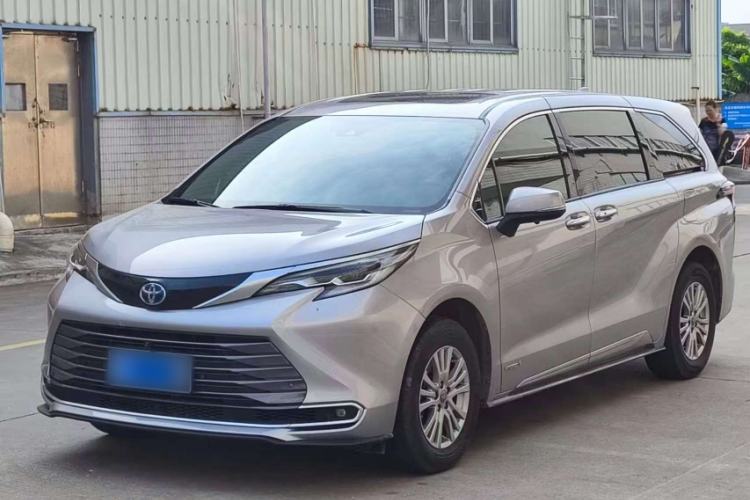 Used Toyota SIENNA 2021 2.5L Hybrid Premium Edition