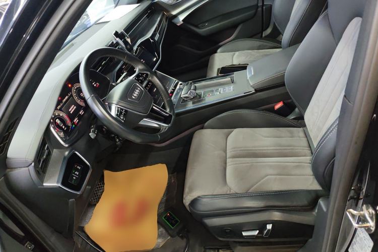 Used Audi A6L 2023 40 TFSI Luxury Dynamic Model
