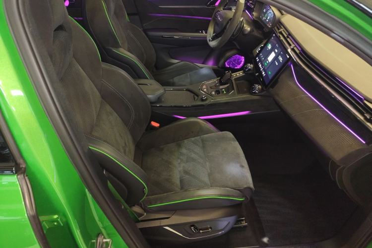 Used Lynk & Co 05 2022 05+ 2.0TD Automatic Exploration Edition