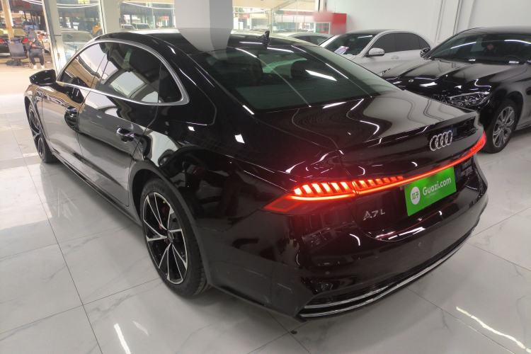 Used Audi A7L 2022 45 TFSI S-line Dream-Building Edition
