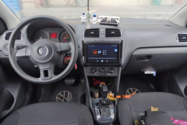 Used Volkswagen Polo 2011 1.6L Automatic ZhiShang Version
