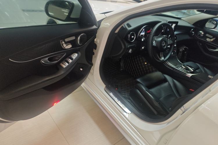 Used Mercedes-Benz C-Class 2017 Facelift C 200 L Sport Edition
