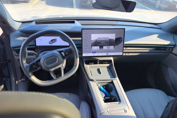 Used Lynk & Co 07 2024 EM-P 126 Long-Range Ultra
