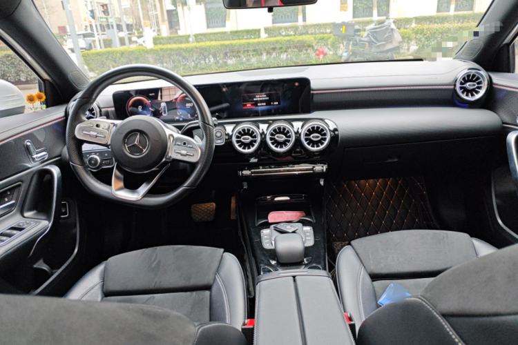 Used Mercedes-Benz A-Class 2020 Restyled A 200 L Sport Sedan Fashion Version