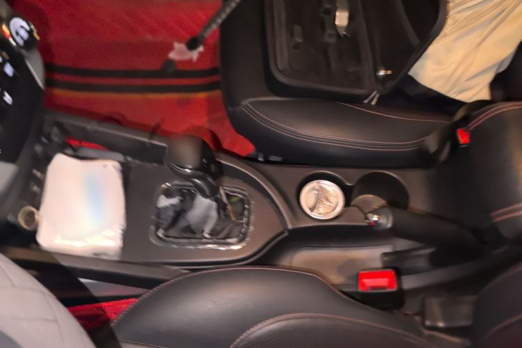 Used CHANGAN CS35 2016 1.6L Manual Luxury Model China IV Standard
