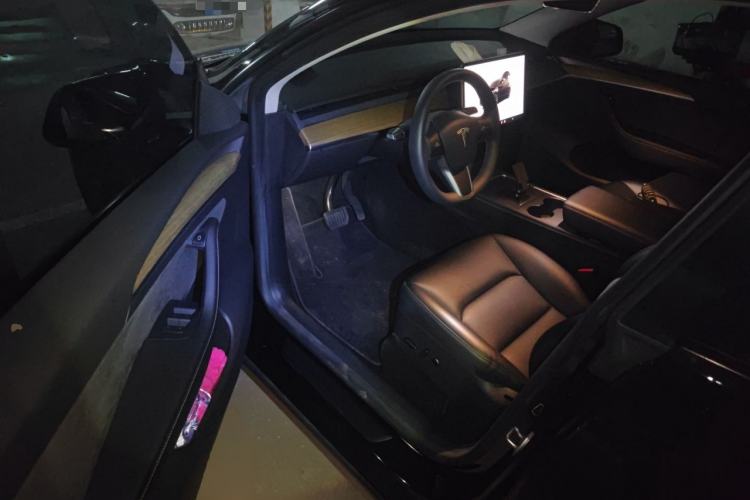 Used Tesla Model Y 2022 Revised Version Rear-Wheel Drive Driver Seat