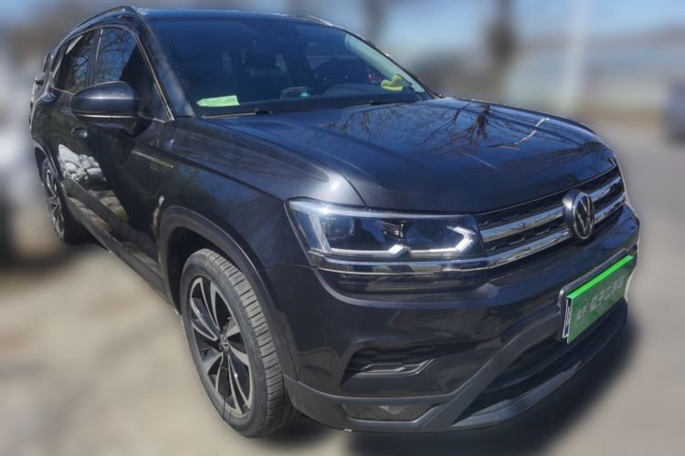 Used Volkswagen Tharu 2022 280TSI Two-Wheel-Drive Luxury Edition Front Right 45 Deg