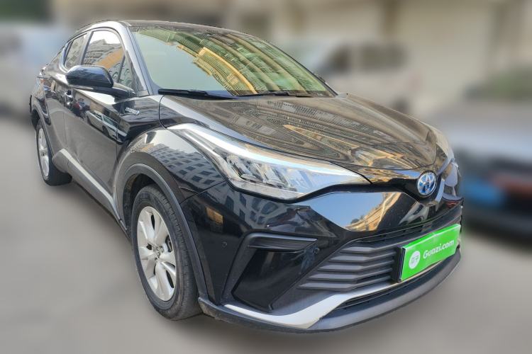 Used Toyota IZOA 2021 Dual-Motor 2.0L Yixiang Edition