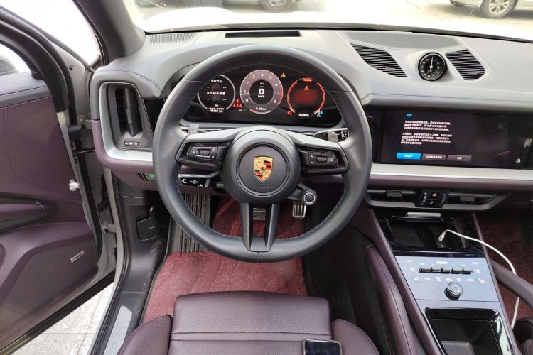 Used Porsche Cayenne 2024 Cayenne 3.0T Steering Wheel