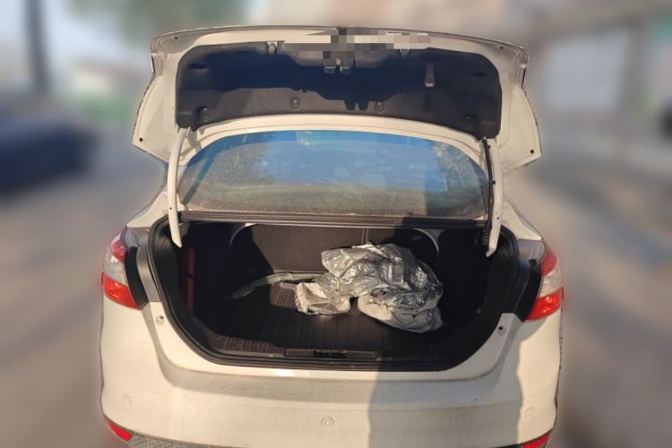 Used Ford Focus 2012 Sedan 1.6L Manual Fashion Edition