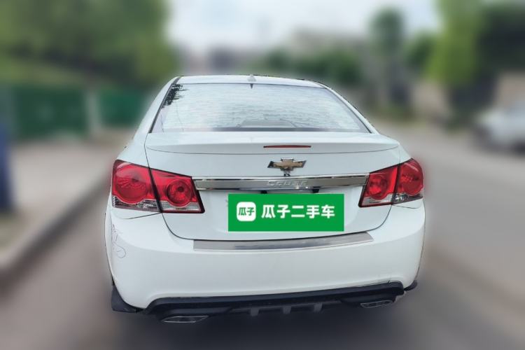 Used Chevrolet Cruze 2013 1.6L SL Sunroof Edition MT Rear