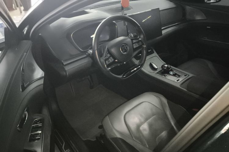 Used BYD Han 2022 EV 610 km All-Wheel-Drive Qianshan Cui Limited Edition
