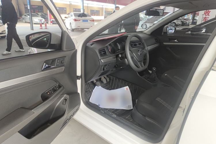 Used Volkswagen Lavida 2019 Lavida Start 1.5L Manual Fashion Edition China VI Standard