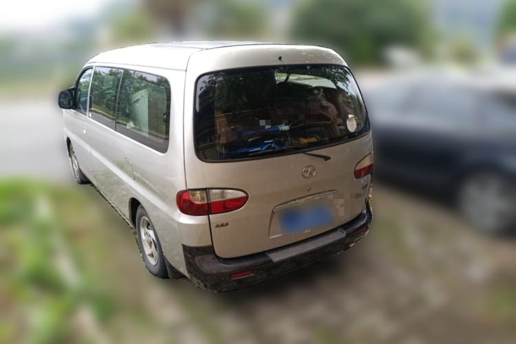 Used JAC Group Refine 2011 2.8T Shuttle Diesel Standard Version HFC4DA1-2B1
