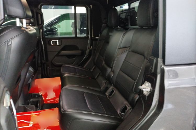 Used Jeep Gladiator 2022 3.6L Pioneer Edition
