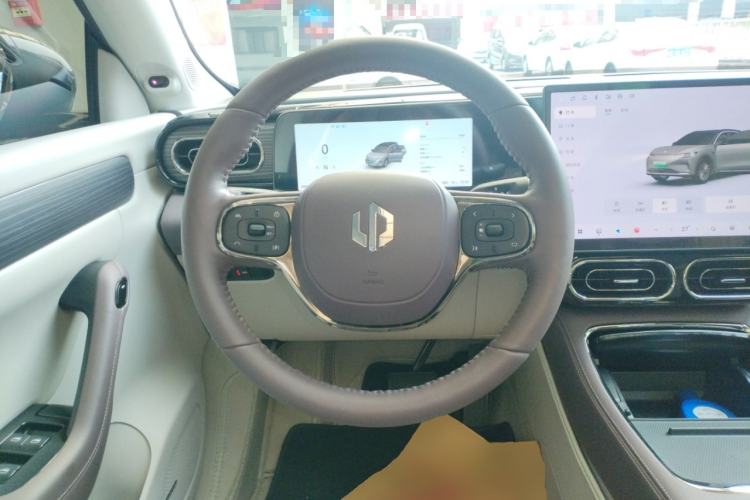 Used Leapmotor C11 2024 All-Electric 580 Luxury Edition