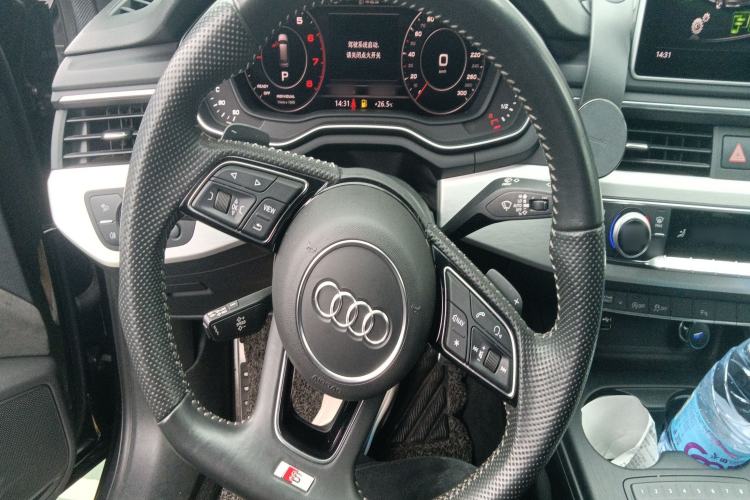 Used Audi A4 2020 Avant Avant-garde 40 TFSI Fashionable and Dynamic Model