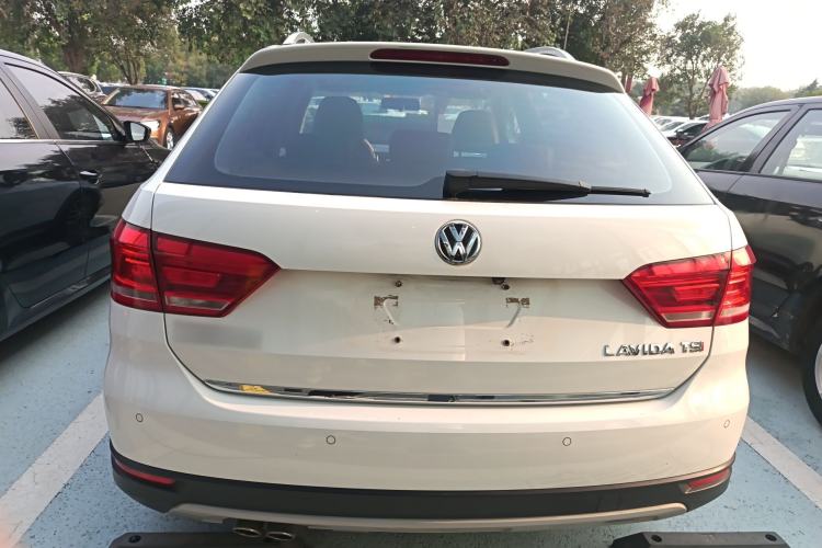 Used Volkswagen Cross Lavida 2014 1.4TSI DSG