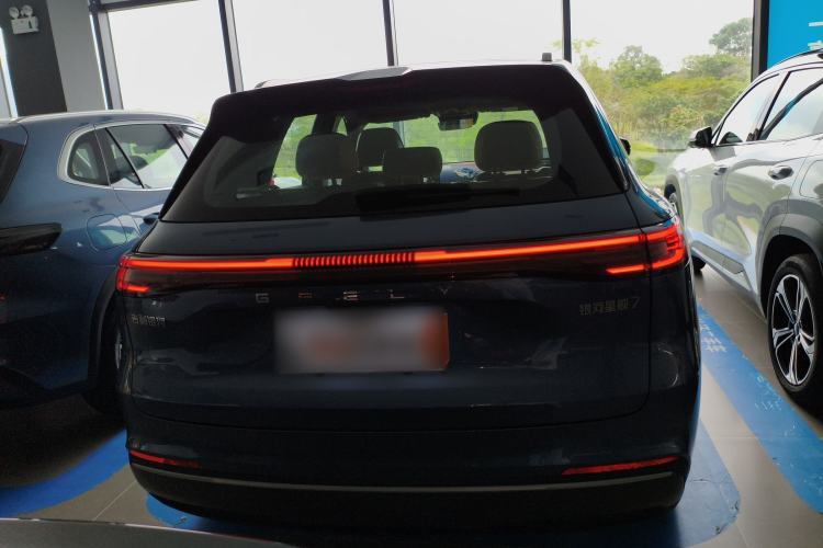 Used Geely Galaxy Xingjian 7 EM-i 2025 120km Flagship Edition Rear