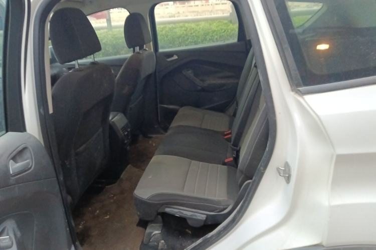 Used Ford Kuga 2015 1.5L GTDi Two-Wheel-Drive Comfort Model Left Rear Seat