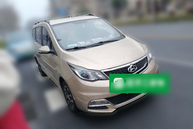 Used CHANGAN KAICHENG Oushang A600 2016 1.5L Manual Luxury 6-Seater Front Right 45 Deg