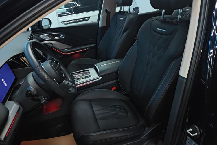 Used Hongqi HS7 PHEV 2024 2.0T PHEV Four-Wheel Drive Flagship Edition 7 Seats
