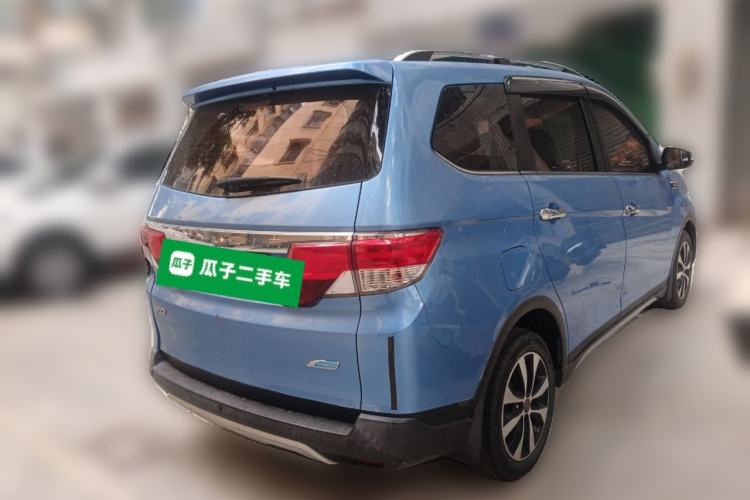 Used Venucia M50V 2017 1.6L XL CVT Luxury Edition
