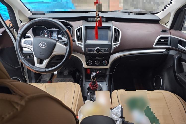 Used HYOSOW H3 2017 1.5L Manual Comfort Sunroof Version