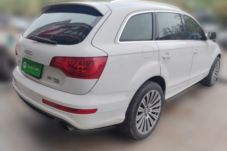 Used Audi Q7 2014 35 TFSI Sport Edition Rear Right 45 Deg