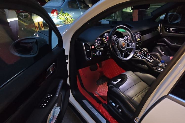 Used Porsche Cayenne E-Hybrid 2019 Cayenne E-Hybrid 2.0T
