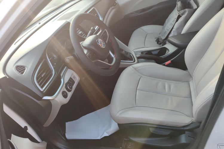 Used Buick GT 2019 15T Dual-Clutch Connected Elite Model China VI