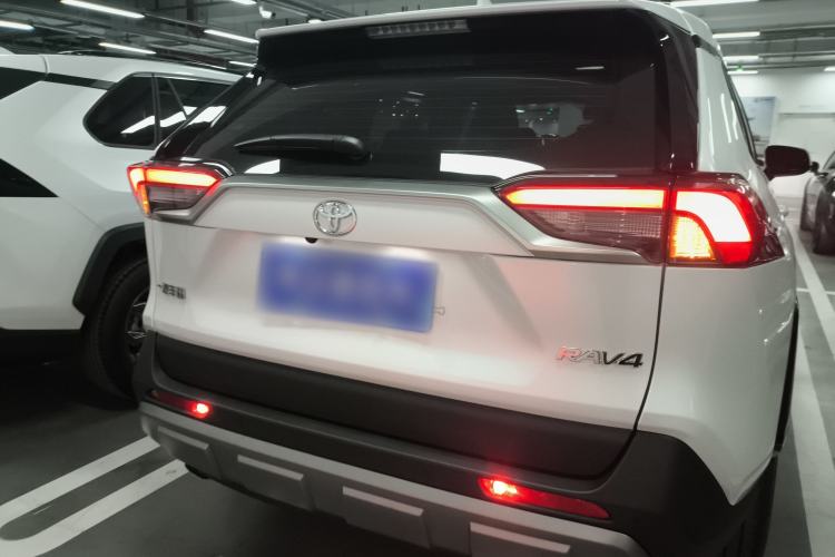 Used Toyota RAV4 2024 2.0L CVT Two-Wheel Drive Fashion Plus Edition