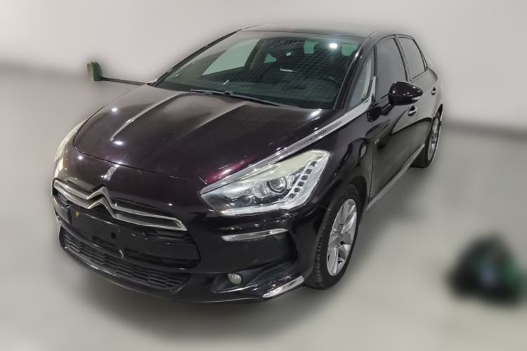 Used DS 5 2013 1.6T Luxury Edition THP160