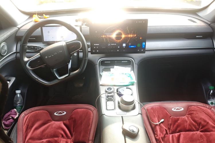 Used Chery Fengyun T8 2025 1.5T 130 km Comfort Edition 5-Seater Center Console